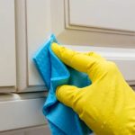 Limpar com azeite, vinagre e detergente: por que recomendam fazê-lo e qual é a solução que isso traz