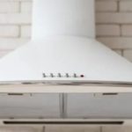 Os dias do exaustor de cozinha estão contados, e aqui está o seu substituto: uma invenção que muda tudo