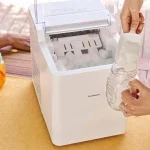 Ter uma máquina de gelo em casa é mais útil e rentável do que parece: assim pode aproveitá-la