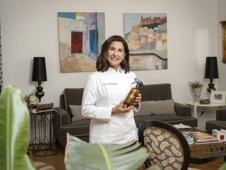 O truque infalível e barato da Ordenatriz para remover o calcário do vaso sanitário e deixá-lo como novo