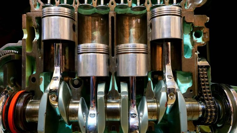Um novo motor alcança o impossível e rompe os limites da termodinâmica: eficiência de 100%