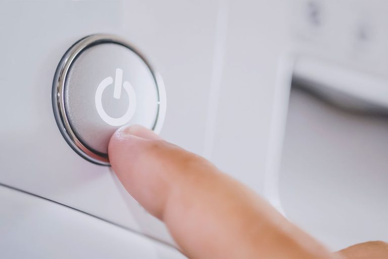 A função da máquina de lavar roupa que muitos desconhecem e que deve ser ativada para economizar água e energia
