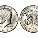 Uma moeda Kennedy Half Dollar de 1964 continua em circulação: estima-se que o valor desta moeda seja de quase 6 milhões de dólares