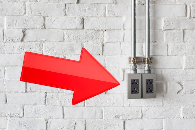 Não instale tomadas aleatoriamente: as dicas que todo eletricista conhece para proteger a sua casa de curtos-circuitos e muito mais