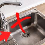 Não chame o canalizador: seis truques com materiais à mão para desentupir o lavatório