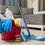 Como fazer uma limpeza geral de primavera: dicas para organizar a sua casa