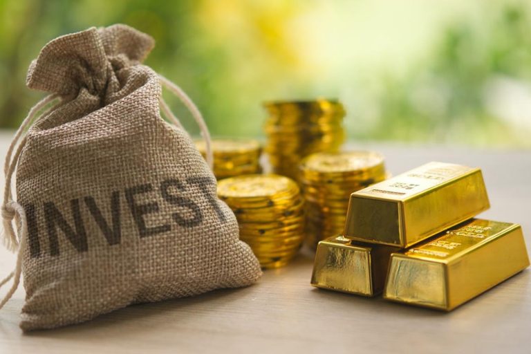 Os investidores recorrem ao ouro devido à baixa rentabilidade dos títulos em 2025
