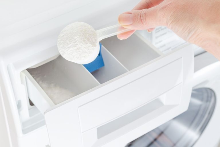 Vantagens de misturar estes dois ingredientes na máquina de lavar roupa: eis a sua utilidade