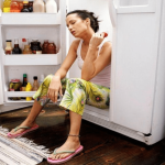 Este é o truque de um arquiteto para tirar o calor de um quarto, mesmo que não tenhamos ar condicionado