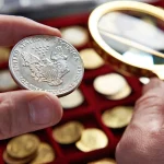 O feliz proprietário desta moeda de 10 centavos recebe quase 142 mil dólares