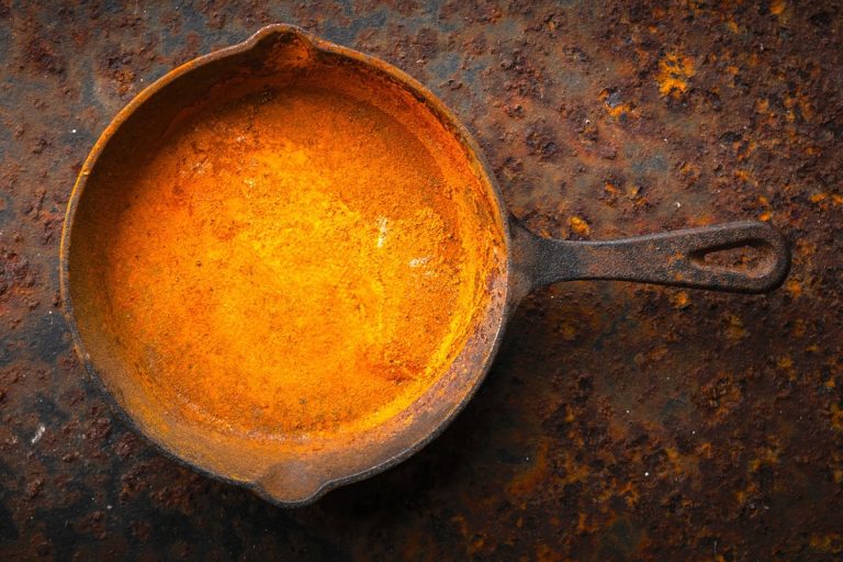 Como eliminar o óxido de objetos antigos e restaurá-los em poucos passos, segundo uma especialista em limpeza doméstica